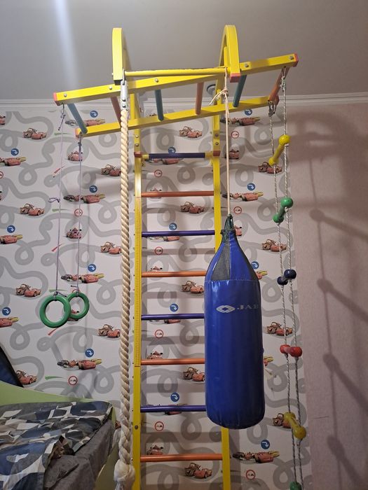 Шведська стінка б/у