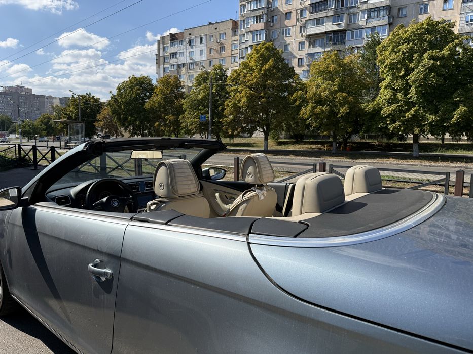 Продам машину Volkswagen, кабриолет