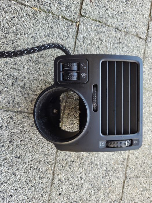 Kratka nawiewu vw bora