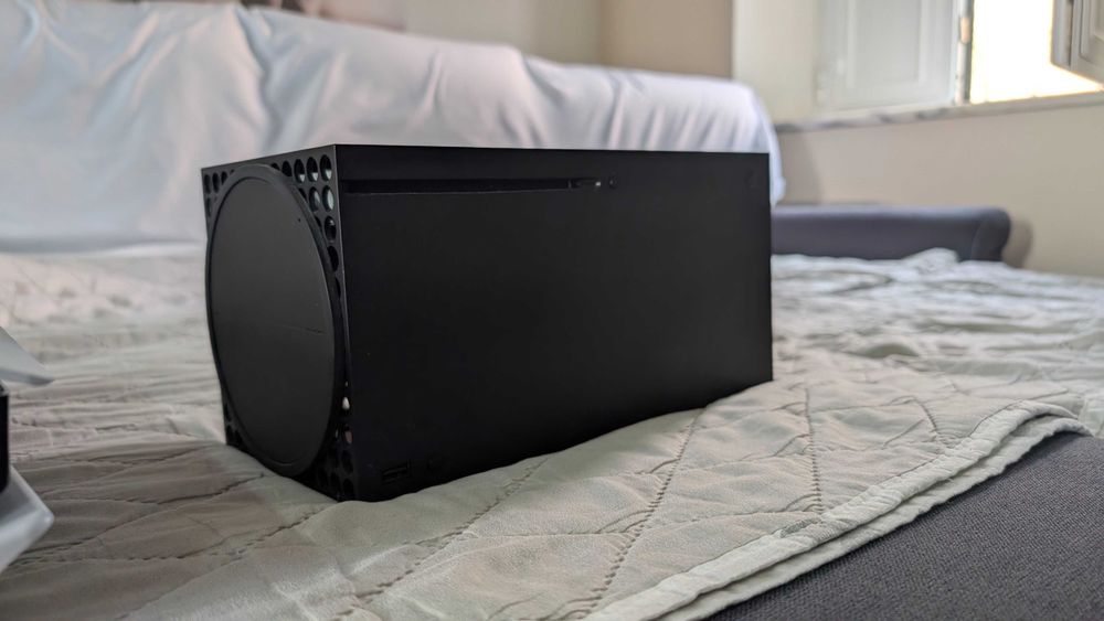Xbox series X 1 TB Com 2 Comandos