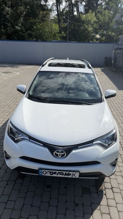 Продам Toyota RAV 4