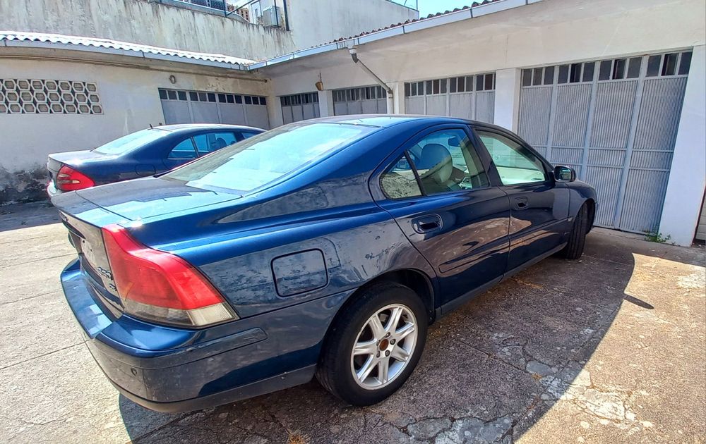 Volvo S60 D5  ano 2003