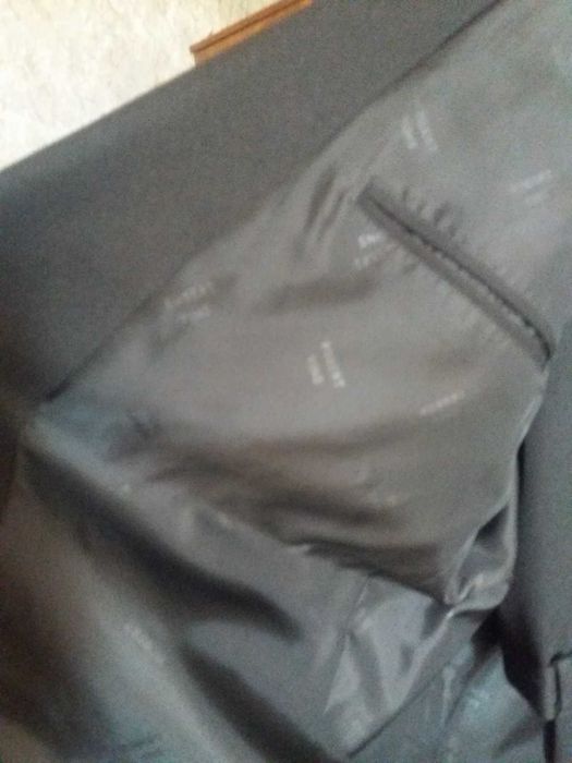 Продам мужской костюм