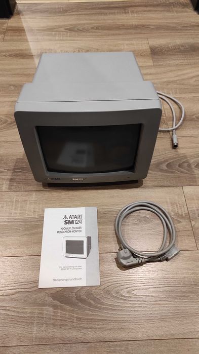 Monitor Atari ST SM124 czarno-biały, kabel, instrukcja
