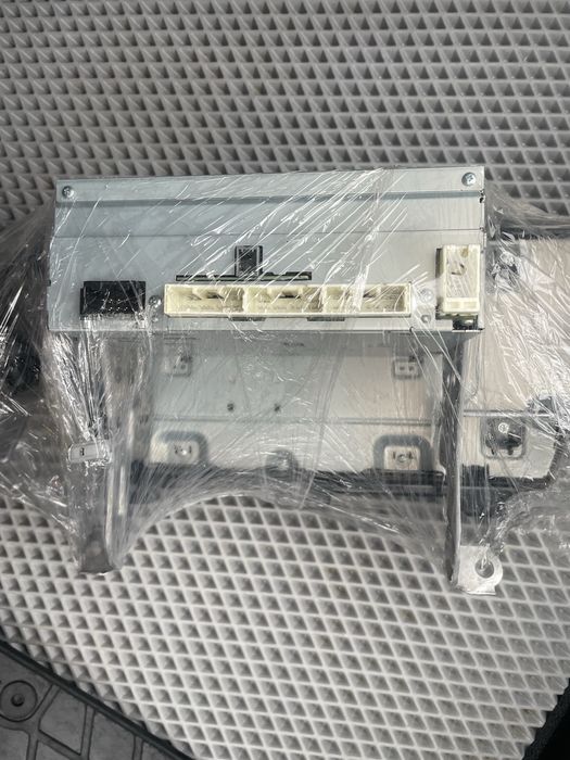 Магнітола , монітор на Camry 70  тойота камрі ,Toyota Camry