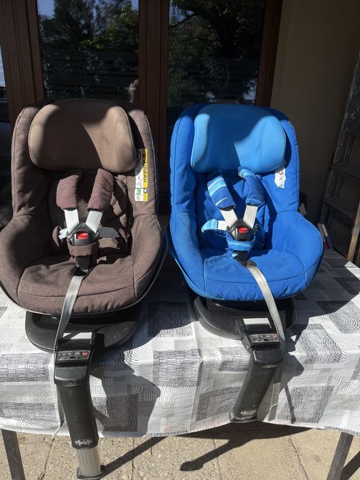 Foteliki dla bliźniaków dwa za 700zł