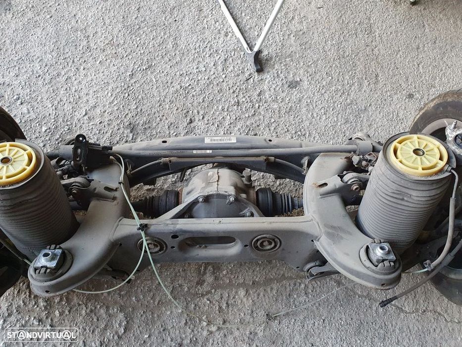 Charrion charriot trás traseiro Mercedes W212 E220 E250 \ 21235.03710