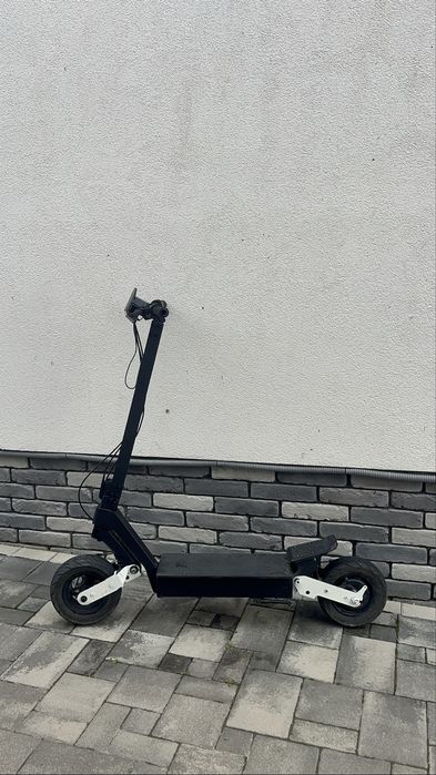 Продам kukirin g4
