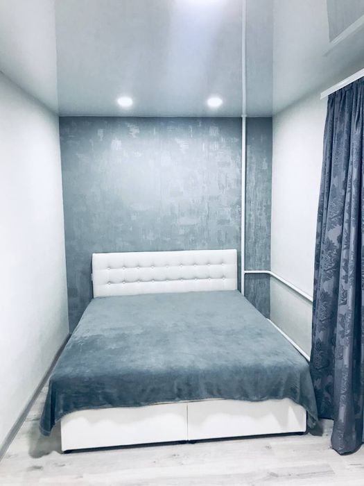 2к.квартира,центр.Соборна 43.Подобово,погодинно.