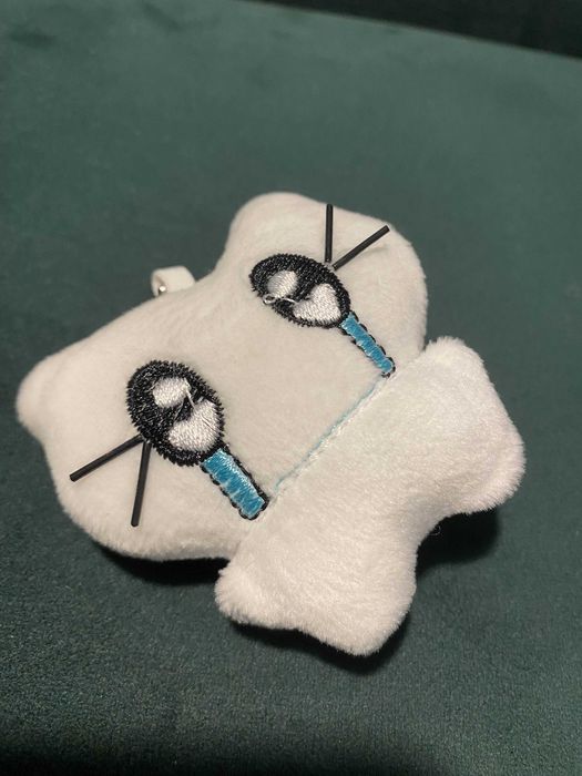 Pluszak maskotka Breloczek Kotek Kot Płaczący Sob Brelok 7.5 cm