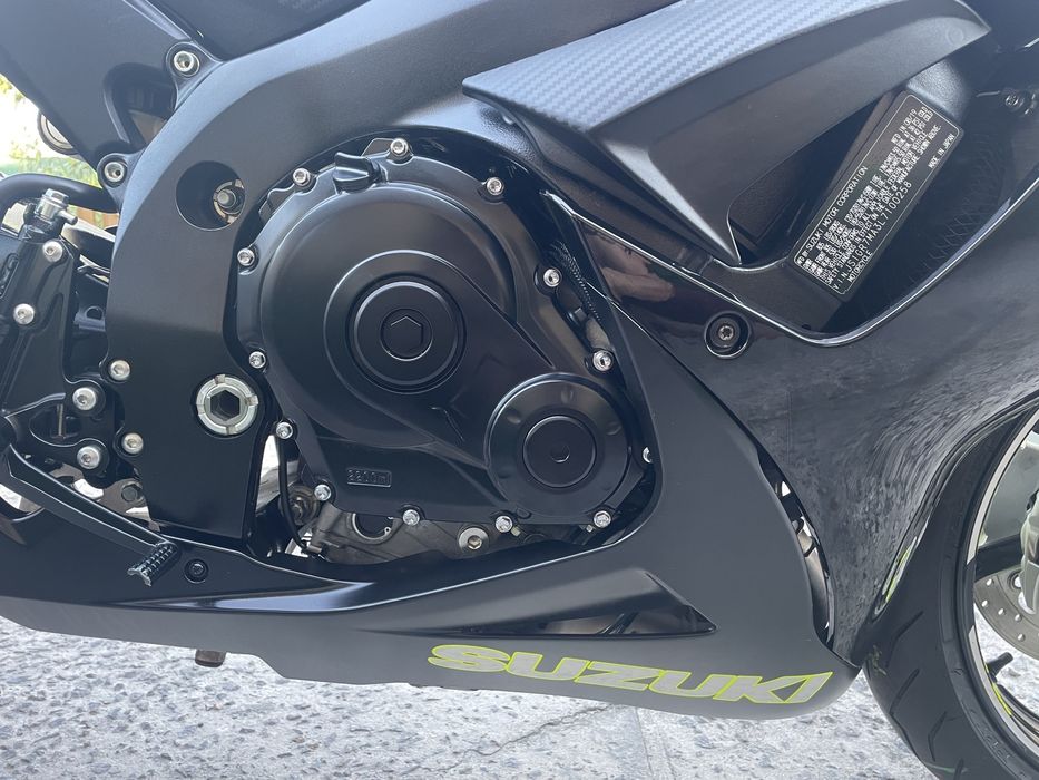 Продам suzuki gsxr 750 2019