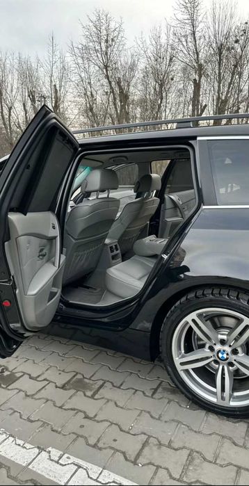 Продаю авто БМВ е61