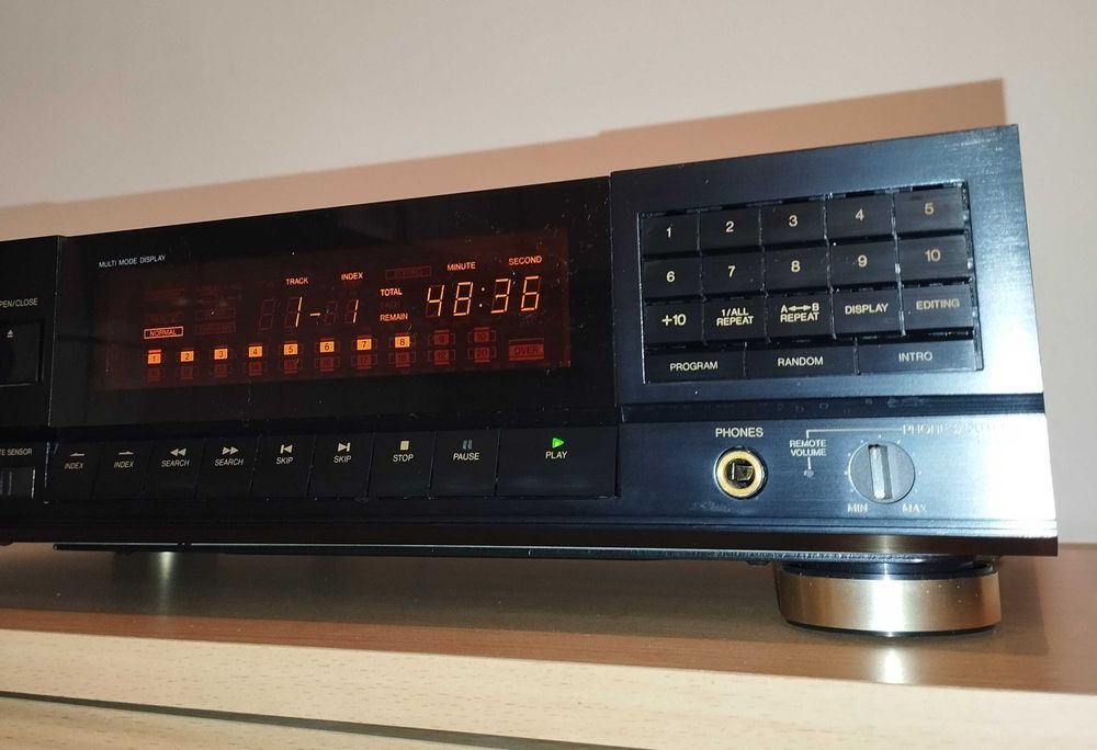 JVC XL-V 550 + oryginalny pilot