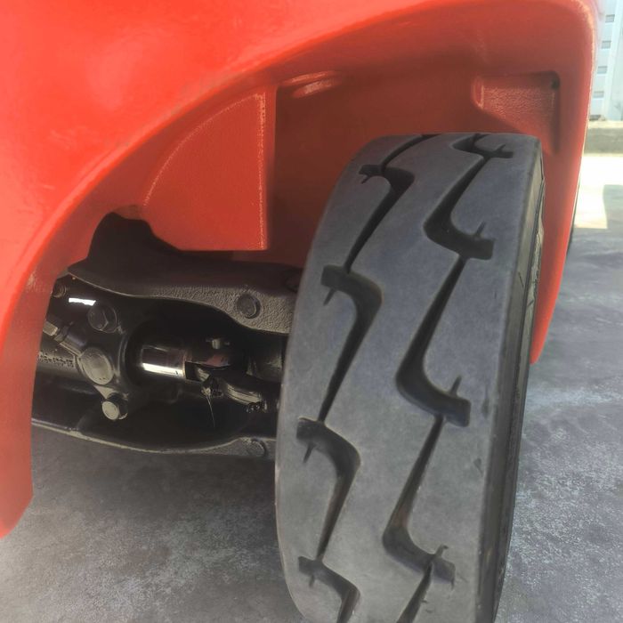 Нвантажувач LINDE H14T-01 1,4 тон 2017р