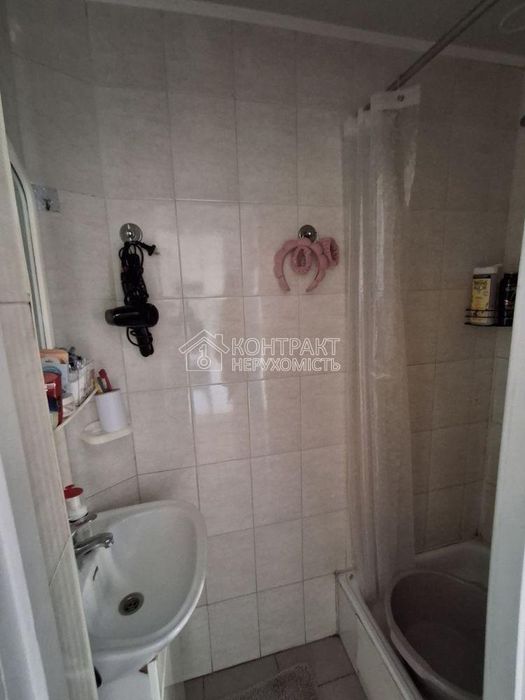Продаж 2 к квартири, Харків, метро Захисників України