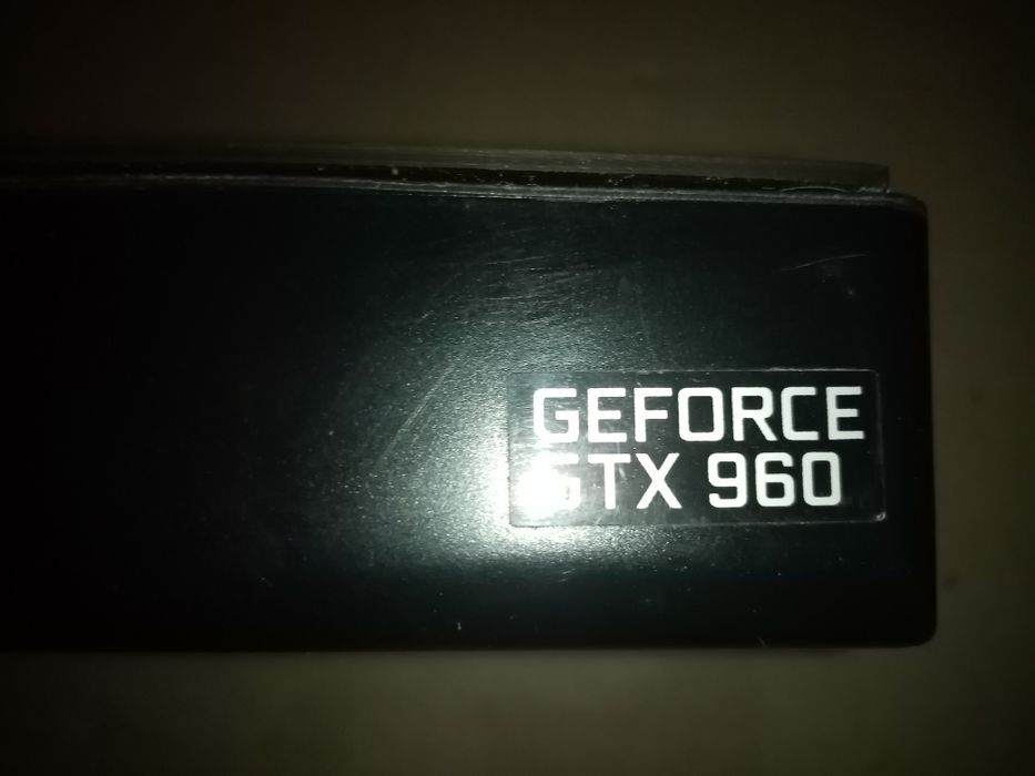 Nvidia geforce gt 960 2 gb.