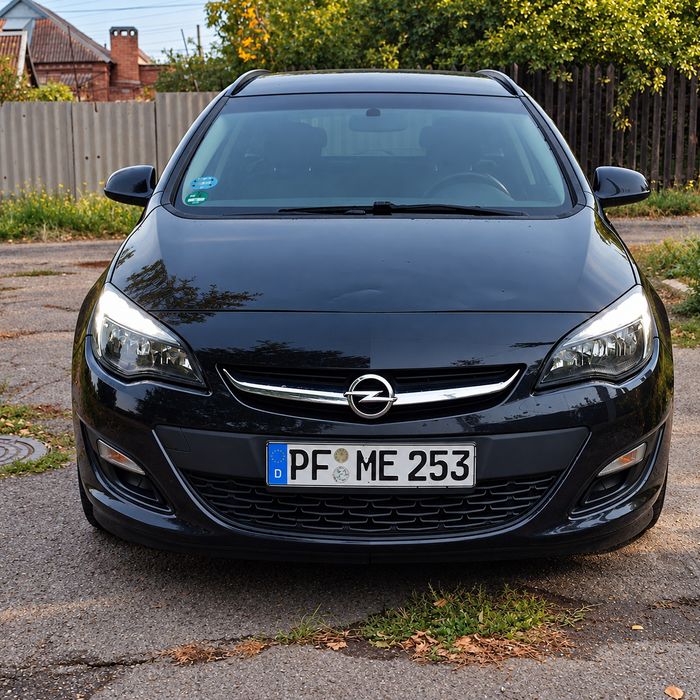Продам авто Opel Astra J