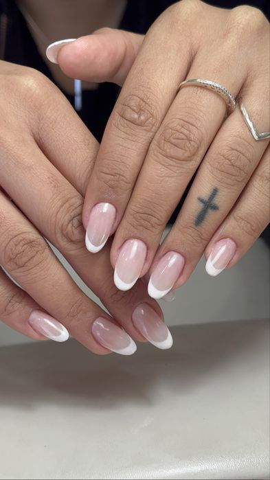 Manicure / pedicure / tratamento de micoses