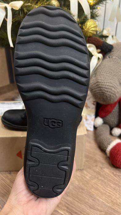 Ботинки жіночі UGG HAPSBURG HIKER, розмір 37,5. Оригінал!!!