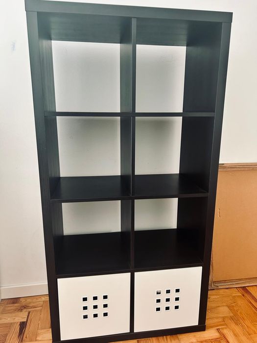 Movel de arrumacoes com 2 caixas de arrumacao