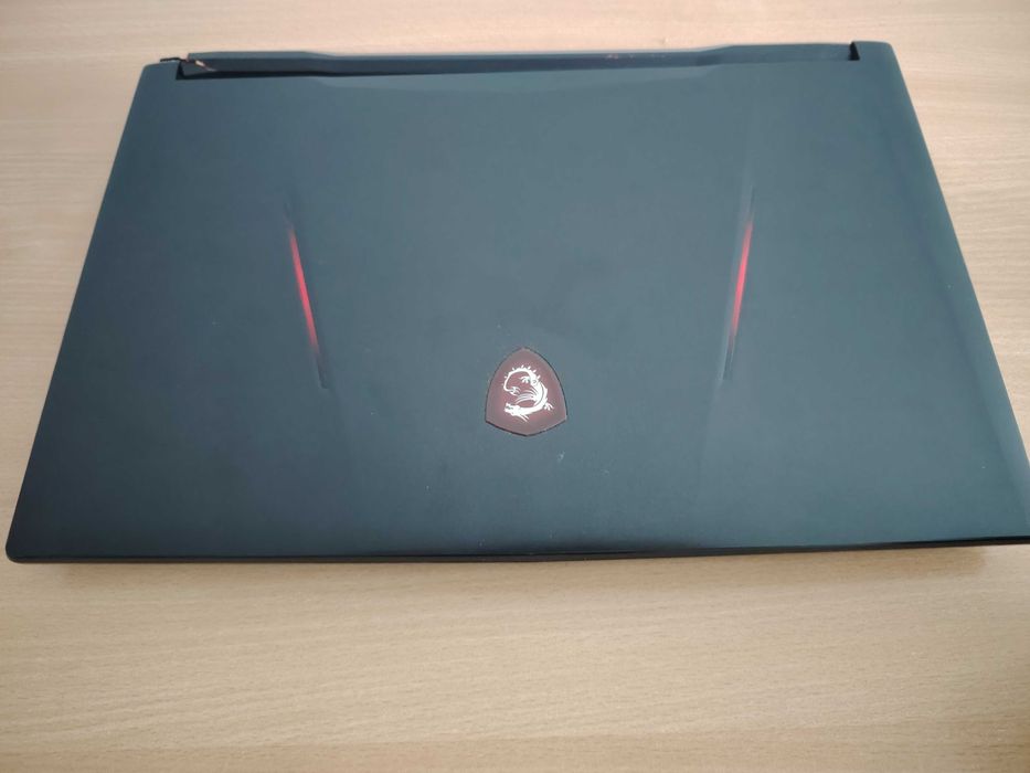 Laptop MSI GL73 9SD