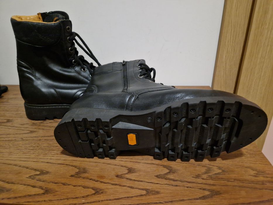 Buty skórzane ocieplane rozm. 47