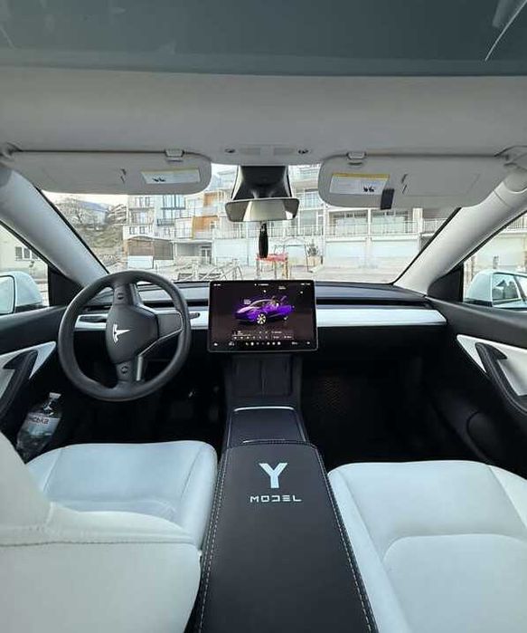 Tesla Model Y 2022