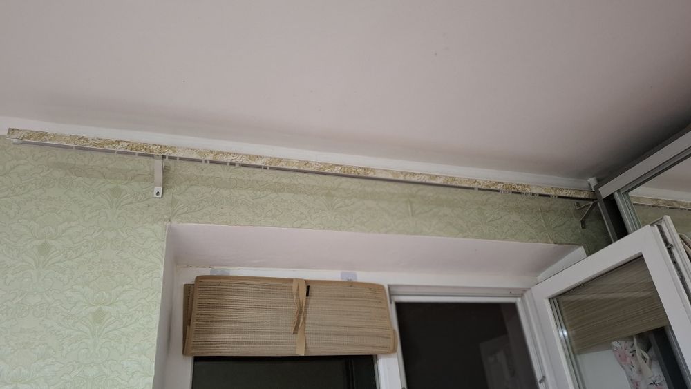 Карнизы 2 шт отдамза