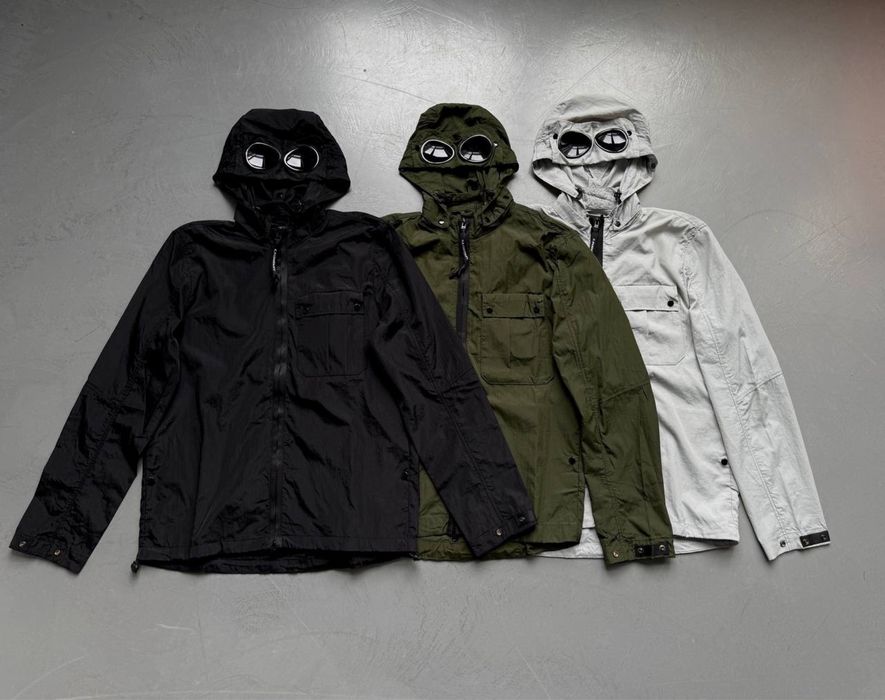 Вітровка нейлонова C.P. COMPANY з овальними лінзами