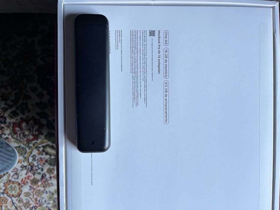 MacBook Pro M4 14" - 512GB / 16GB64751694086402122