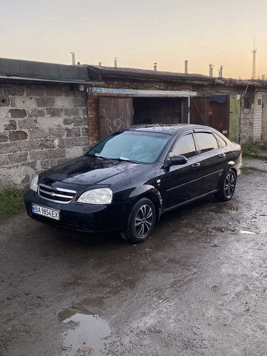 Продам шевроле лачетті 5000$