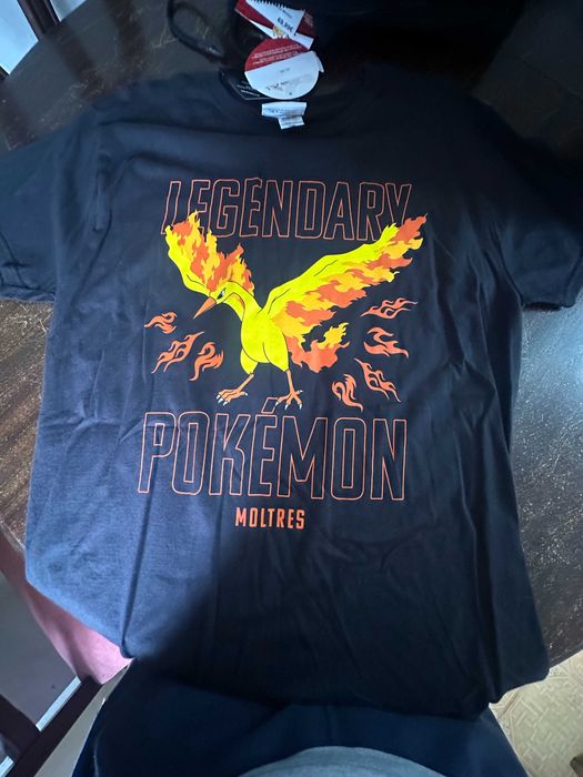 T-shirt Legendary Moltres Pokemon Tee L