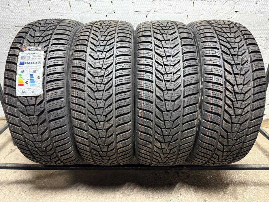 Зимові шини б/у 215/45 R18 Hankook Winter I*Cept Evo 3 (7244)