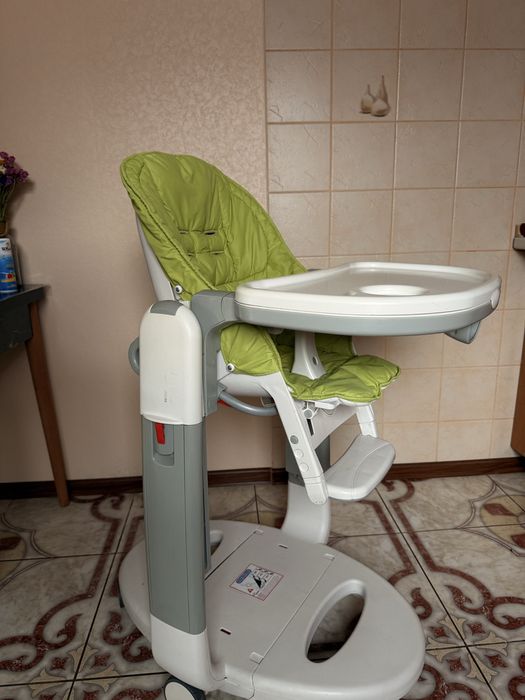 Стільчик-шезлонг для годування Peg-Perego стул для кормления