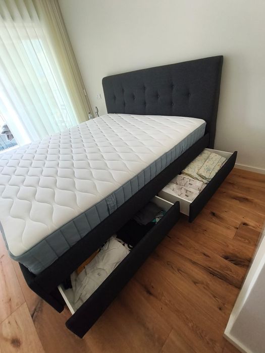 Cama estofada c/arrumação 180x200cm