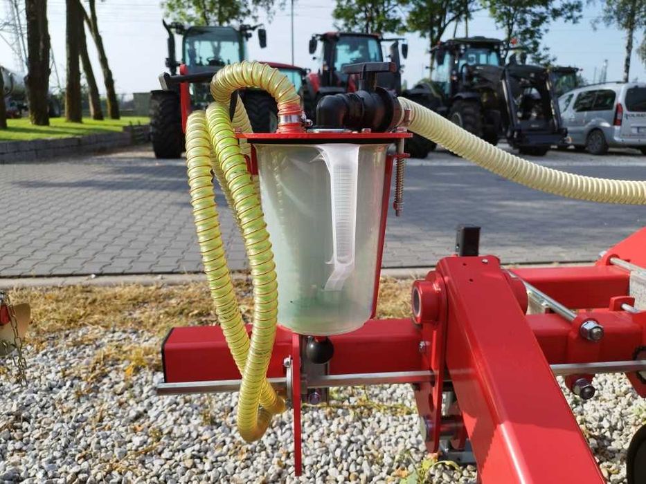 Siewnik do warzyw Kverneland Miniair Nova