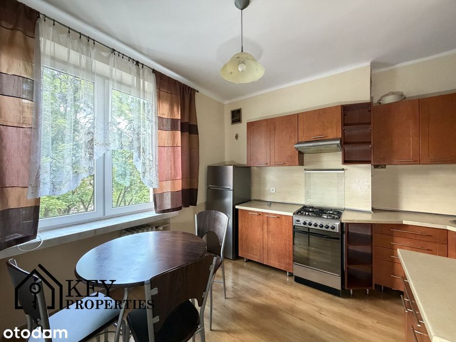 Jasne 2 pokoje z oddzielną kuchnią i balkonem | Nowa Huta, Os. Szkolne - Więcej