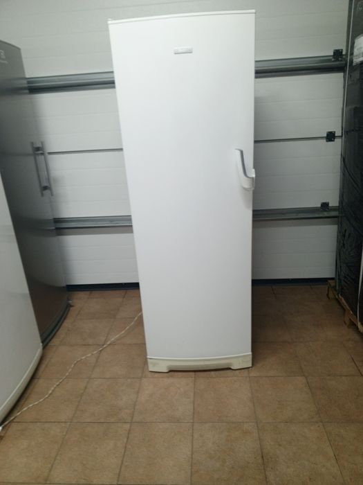 Chłodziarka Electrolux wysoka, gwarancja