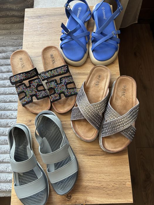 4 пари crocs сандалі, босоножки шкіра нові
