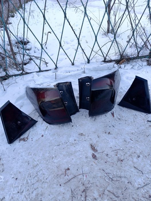 Продам задние фонари Форд Ескейп 2017