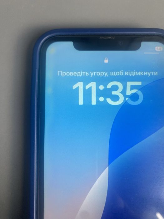 Продам Iphone 11