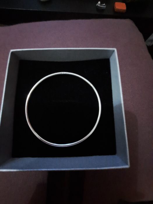 Pulseira rígida em prata