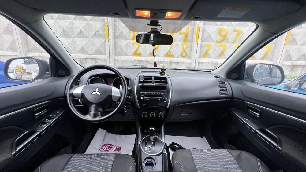 Mitsubishi ASX  2011 року