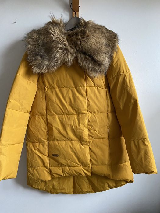 Kurtka zimowa musztardowa o przedluzonym tyle Diverse L