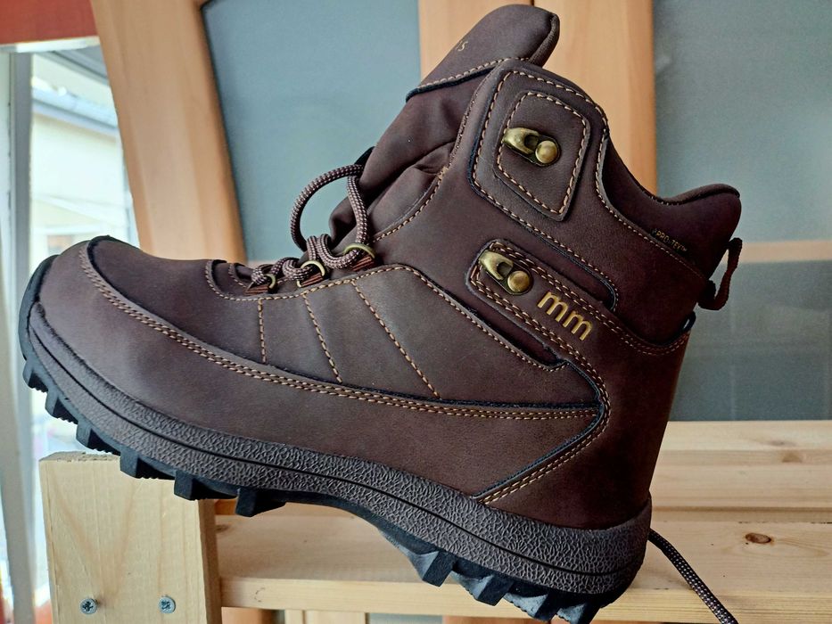 Sprzedam norweskie zimowe buty trekkingowe
