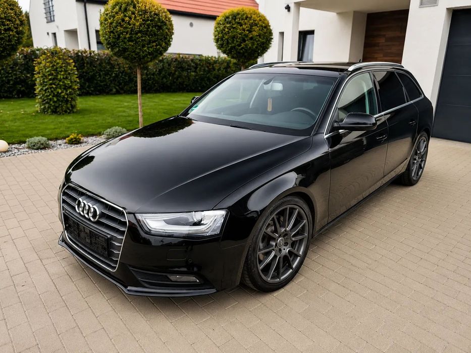 Audi A4 Avant Bez wkładu finansowego zadbane audi A4 LIFT