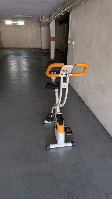 Bicicleta Estática Dobrável Ultrasport F-Bike – Excelente Estado