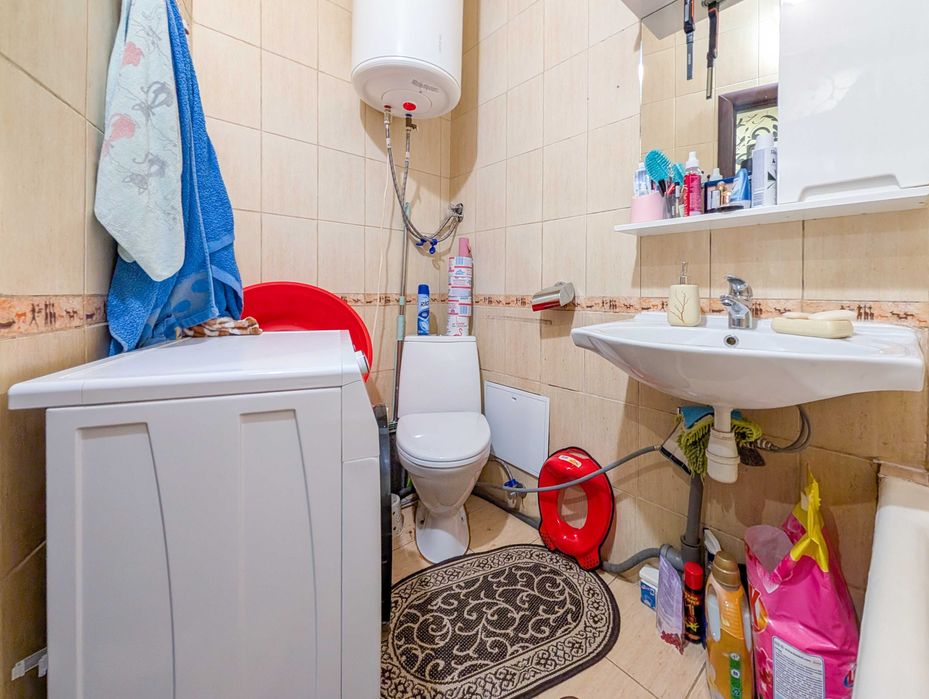 2-кімнатна квартира з ремонтом, вулиця Радісна / Черемушки