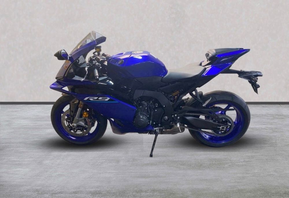 Yamaha YZF R9 Azul