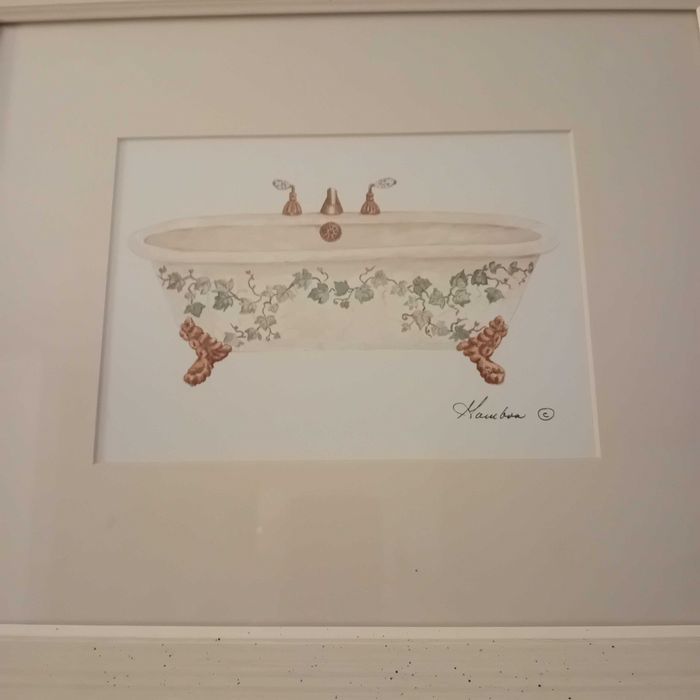 Quadro decorativo com gravura com motivo de banho em moldura clara